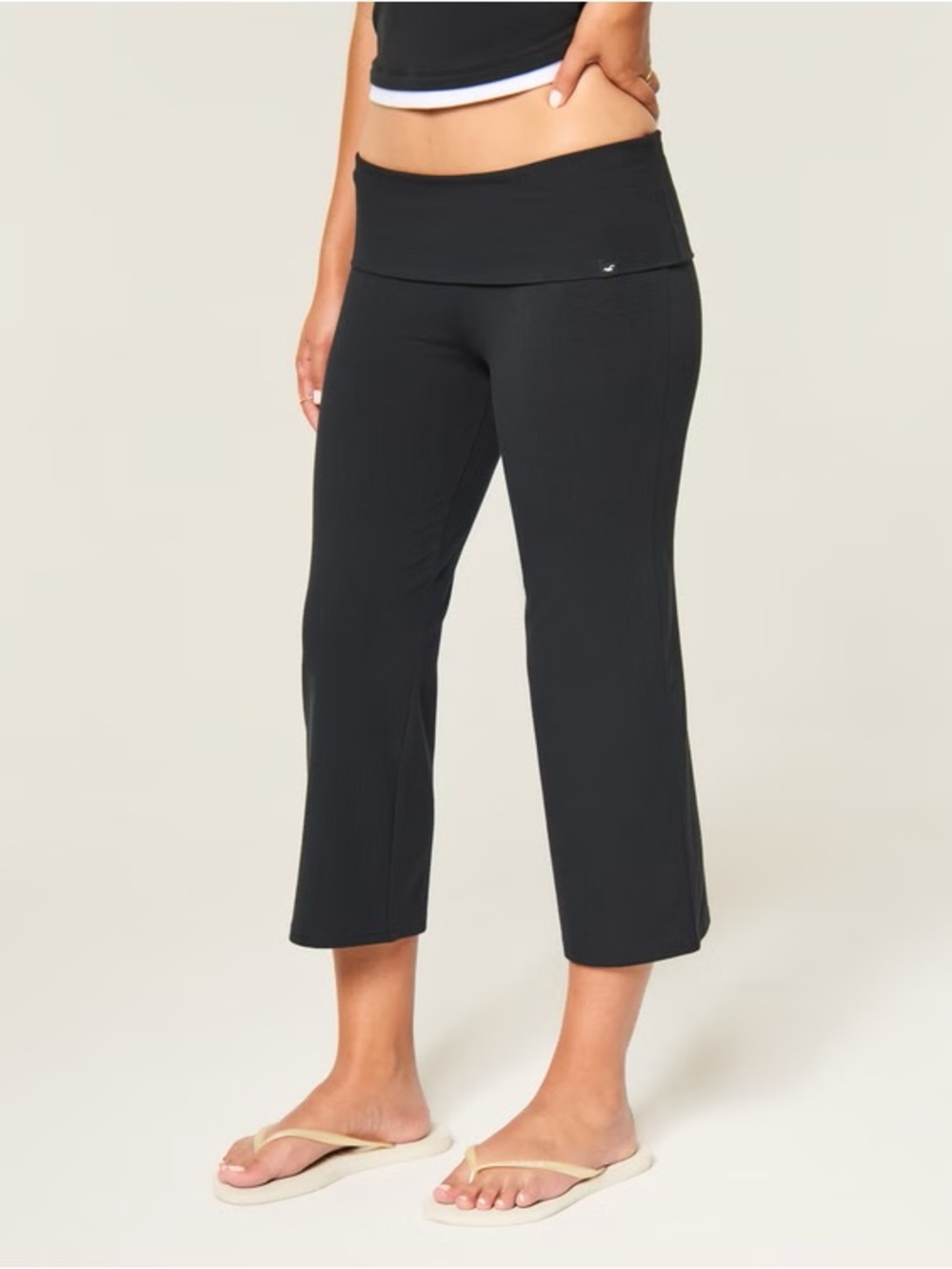 Hollister black capris yoga pants